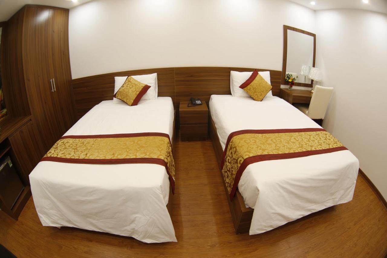 Bao Ngoc Diamond Hotel Као Банг Екстериор снимка