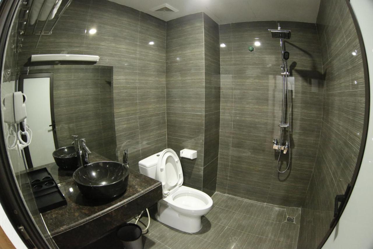 Bao Ngoc Diamond Hotel Као Банг Екстериор снимка