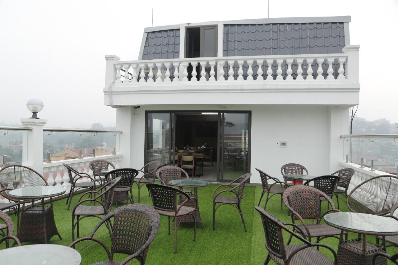 Bao Ngoc Diamond Hotel Као Банг Екстериор снимка